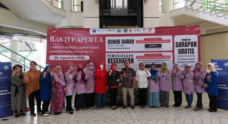 ca5e165f-4a2c-4341-bb2c-e530bbf0eb35